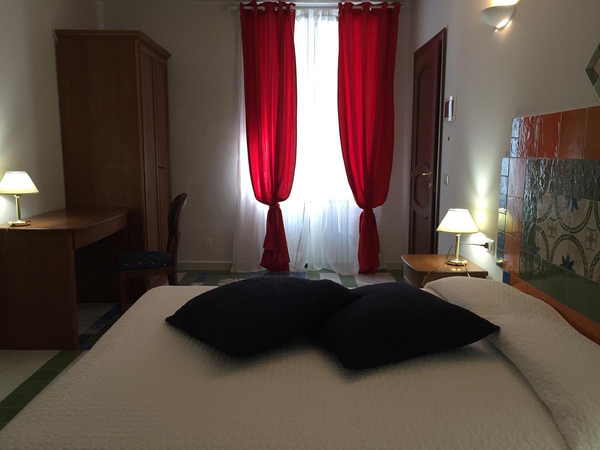 Via Roma 205 Bed & Breakfast Rionero in Vulture Dış mekan fotoğraf
